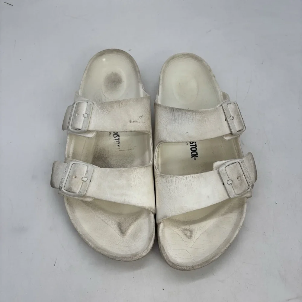 Birkenstock shop confidence